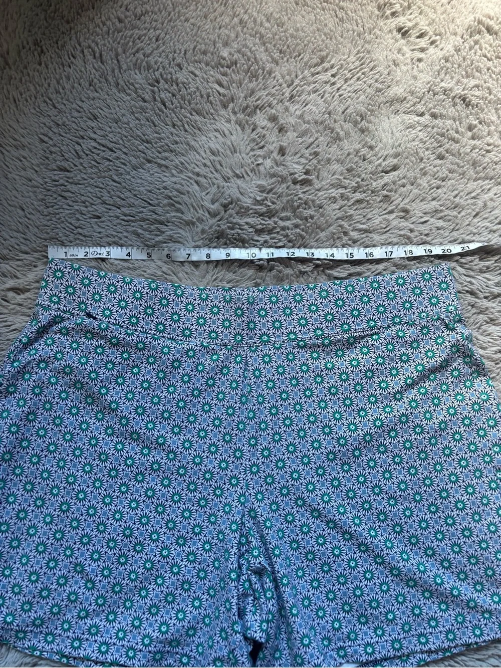 Lands end geometric Floral Print Green and Blue shorts size 2X